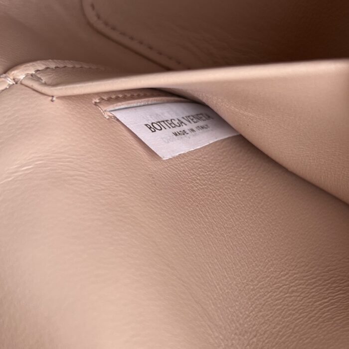 보테가베네타 뱅뱅 배니티 케이스 789109 연핑크 크로스백 레플리카 미러급 SA급 S급 고퀄리티 최상급 하이엔드 가방 [여성] 9