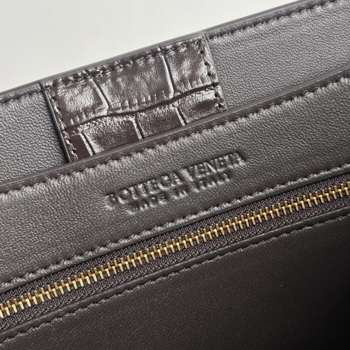 보테가베네타 안디아모 토트백 743572 미디엄 악어무늬 브라운 핸드백 토트백 레플리카 미러급 SA급 S급 고퀄리티 최상급 하이엔드 가방 [여성] 7