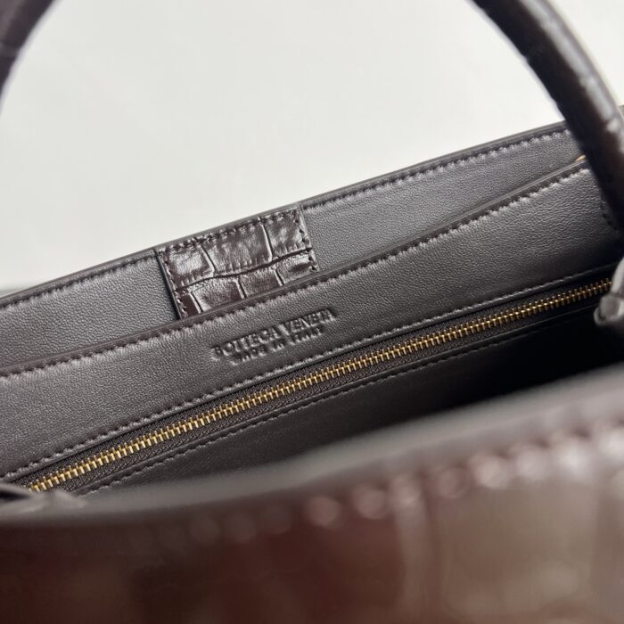 보테가베네타 안디아모 토트백 743572 미디엄 악어무늬 브라운 핸드백 토트백 레플리카 미러급 SA급 S급 고퀄리티 최상급 하이엔드 가방 [여성] 8