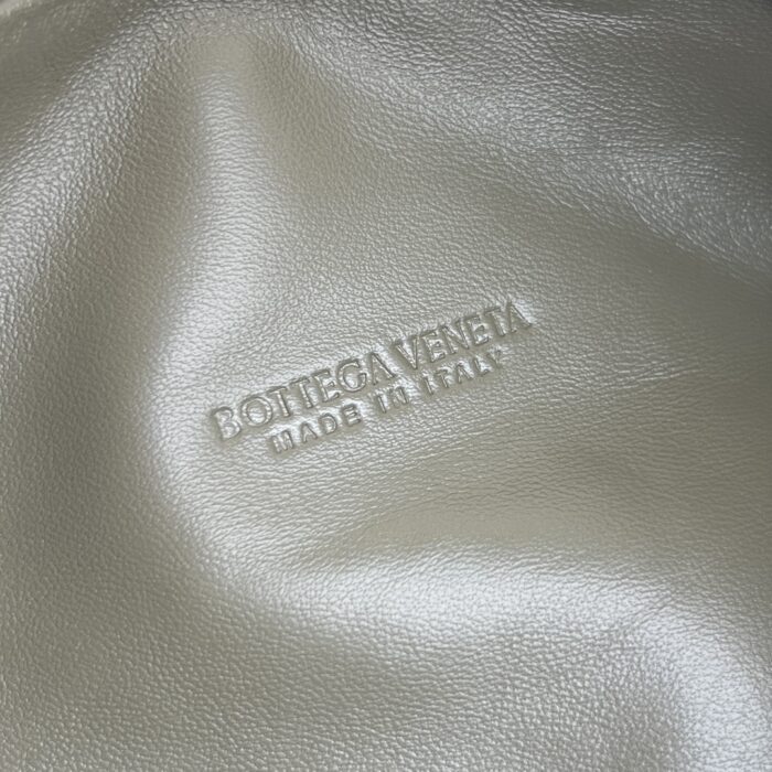 보테가베네타 조디 백 올리브 690225 미디엄 핸드백 숄더백 레플리카 미러급 SA급 S급 고퀄리티 최상급 하이엔드 가방 [여성] 9