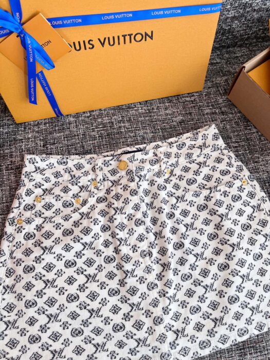 루이비통 블러리 모노그램 미니 스커트 레플리카 미러급 SA급 S급 고퀄리티 하이엔드 최상급 의류 [여성] 16