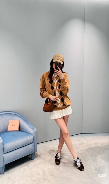 미우미우 캐시미어 폴로 셔츠 레플리카 미러급 SA급 S급 고퀄리티 하이엔드 최상급 의류 [여성] 6