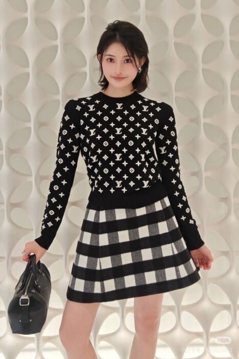 루이비통 3D 모노그램 니트 풀오버 레플리카 미러급 SA급 S급 고퀄리티 하이엔드 최상급 의류 [여성] 3