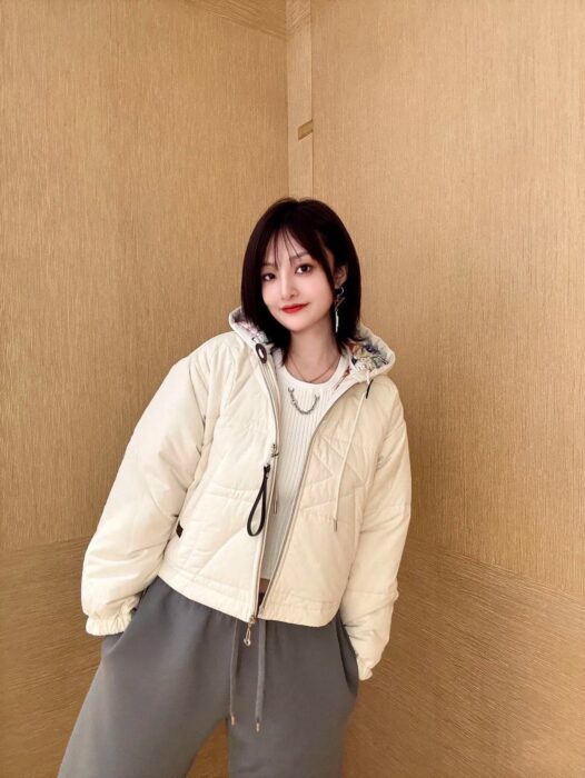 루이비통 퀼티드 모노그램 플라워 자켓 레플리카 미러급 SA급 S급 고퀄리티 하이엔드 최상급 의류 [여성] 3