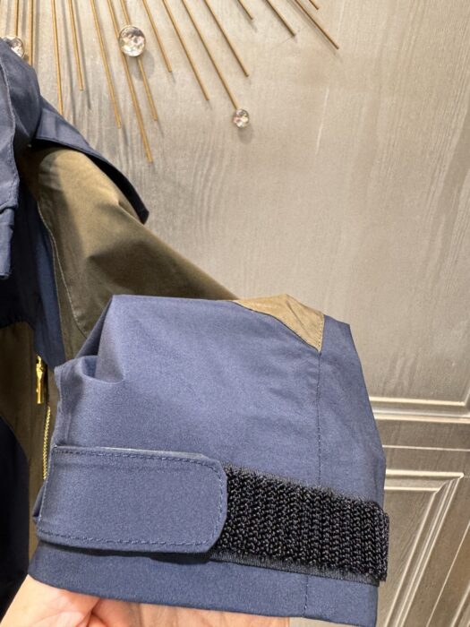 프라다 테크니컬 패브릭 블루종 자켓 레플리카 미러급 SA급 S급 고퀄리티 하이엔드 최상급 의류 [여성] 9