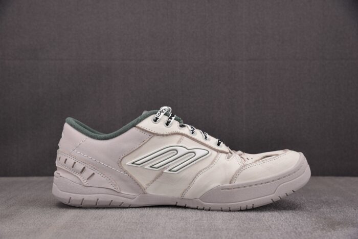 발렌시아가 햄튼 웜 아웃 레플리카 미러급 SA급 S급 고퀄리티 최상급 하이엔드 신발 [남성여성공용] 2