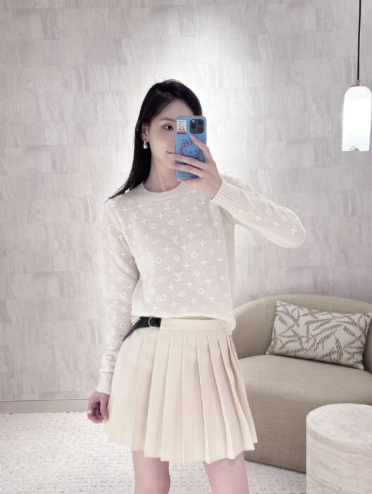 루이비통 모노그램 니트 스웨터 레플리카 미러급 SA급 S급 고퀄리티 하이엔드 최상급 의류 [여성] 13