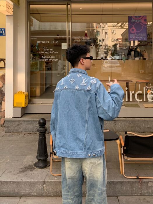 루이비통 모노그램 대미지 데님 자켓 레플리카 미러급 SA급 S급 고퀄리티 하이엔드 최상급 의류 [남성여성공용] 3