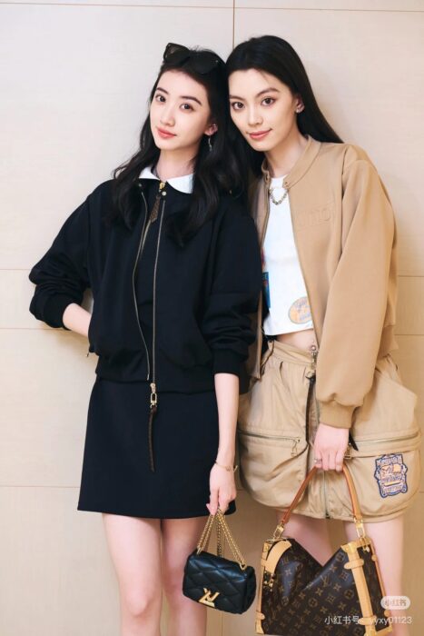 루이비통 봄버 자켓 레플리카 미러급 SA급 S급 고퀄리티 하이엔드 최상급 의류 [여성] 2