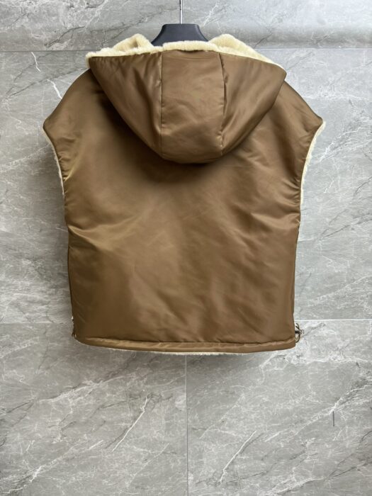 프라다 양면 베스트 레플리카 미러급 SA급 S급 고퀄리티 하이엔드 최상급 의류 [여성] 9