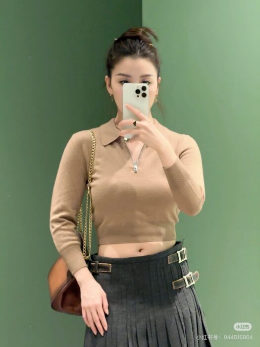 프라다 카멜 캐시미어 폴로 셔츠 레플리카 미러급 SA급 S급 고퀄리티 하이엔드 최상급 의류 [여성] 2