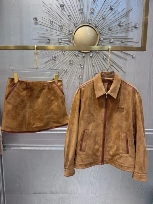 미우미우 스웨이드 블루종 자켓 레플리카 미러급 SA급 S급 고퀄리티 하이엔드 최상급 의류 [여성] 4