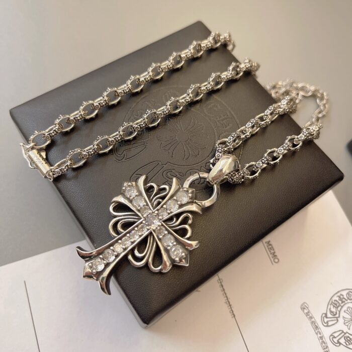 크롬하츠 큐빅 십자가 펜던트 목걸이 실버 레플리카 미러급 SA급 S급 고퀄리티 최상급 하이엔드 악세사리 [남성여성공용] 3