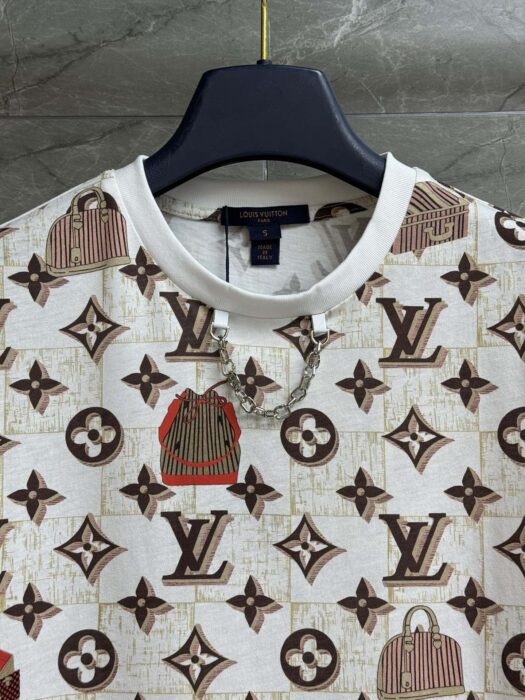 루이비통 모노그램 러기지 티셔츠 레플리카 미러급 SA급 S급 고퀄리티 하이엔드 최상급 의류 [여성] 3