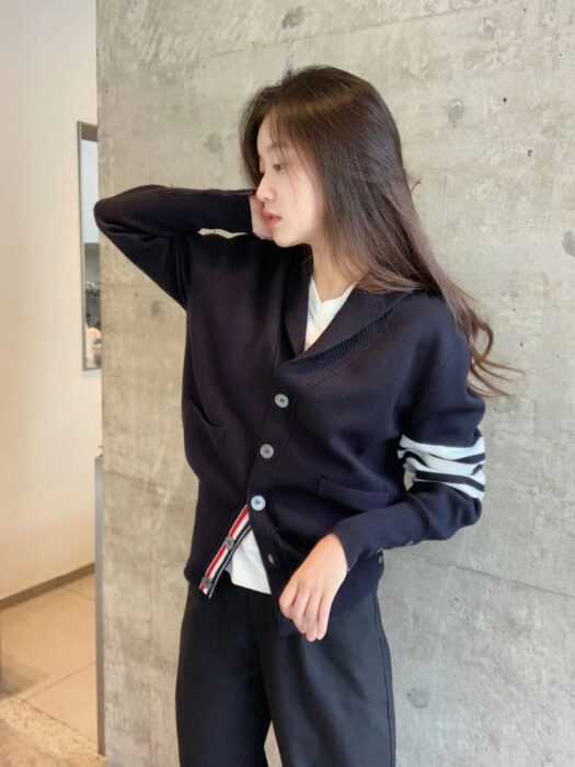 톰브라운 사선 메리노울 숄카라 가디건 레플리카 미러급 SA급 S급 고퀄리티 하이엔드 최상급 의류 [남성여성공용] 13