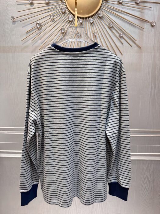 미우미우 그레이 블루 티셔츠 레플리카 미러급 SA급 S급 고퀄리티 하이엔드 최상급 의류 [여성] 3