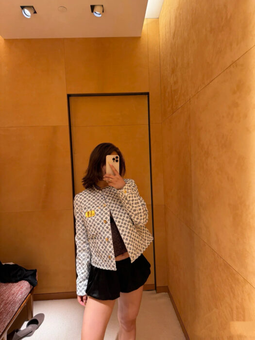 루이비통 블러리 모노그램 자켓 레플리카 미러급 SA급 S급 고퀄리티 하이엔드 최상급 의류 [여성] 7