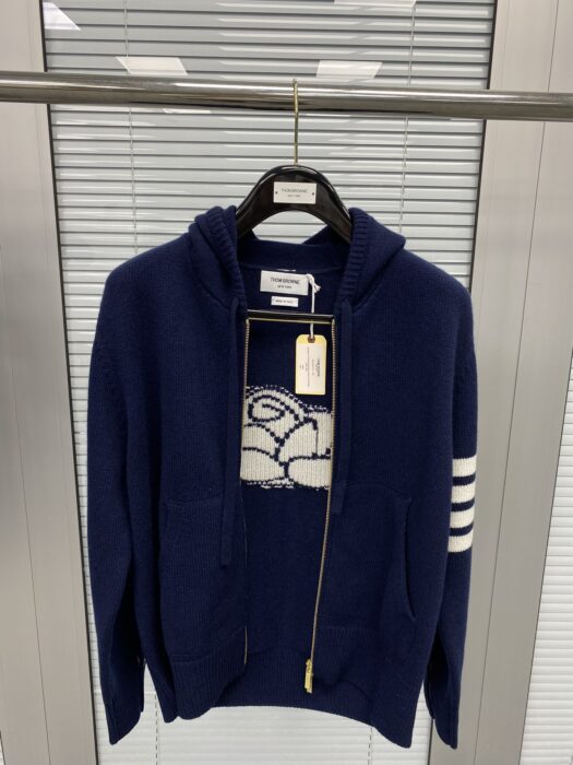 톰브라운 지퍼 후드 자켓 레플리카 미러급 SA급 S급 고퀄리티 하이엔드 최상급 의류 [남성여성공용] 12