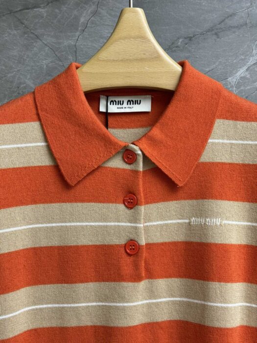 미우미우 스트라이프 폴로 셔츠 레플리카 미러급 SA급 S급 고퀄리티 하이엔드 최상급 의류 [여성] 4