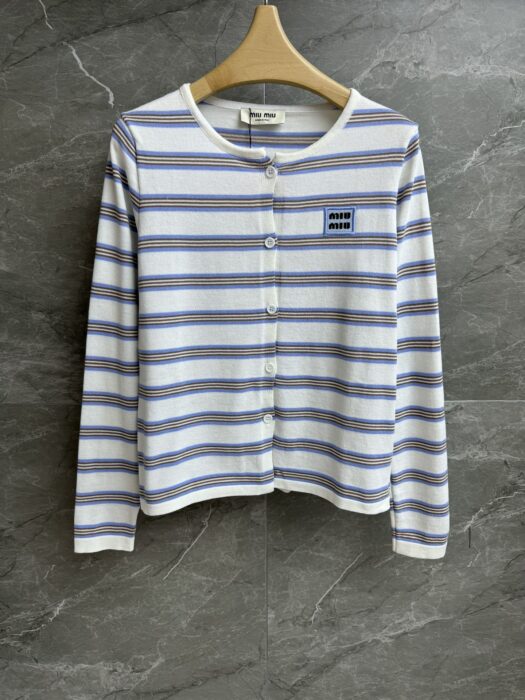 미우미우 니트 투피스 세트 레플리카 미러급 SA급 S급 고퀄리티 하이엔드 최상급 의류 [여성] 3