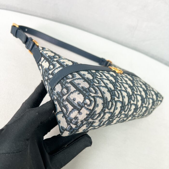 디올 30 몽테인 미니 호보 숄더백 레플리카 미러급 SA급 S급 고퀄리티 최상급 하이엔드 가방 [여성] 7