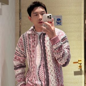 루이비통 니고 반지퍼 자카드 니트 레플리카 미러급 SA급 S급 고퀄리티 하이엔드 최상급 의류 [남성여성공용]