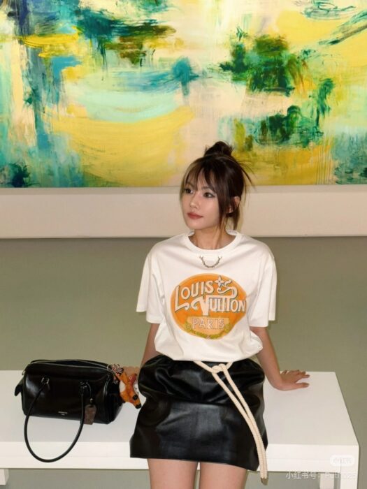 루이비통 25SS 파리 체인 반팔티 레플리카 미러급 SA급 S급 고퀄리티 하이엔드 최상급 의류 [남성여성공용] 14