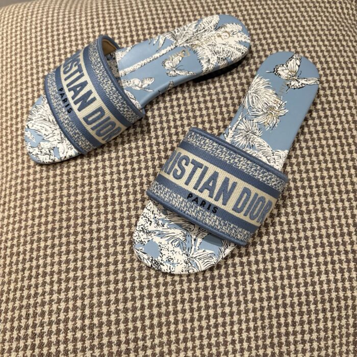 디올 디올리비에라 D 웨이 샌들 뮬 플랫 슈즈 스카이블루 레플리카 미러급 SA급 S급 고퀄리티 최상급 하이엔드 신발 [여성]