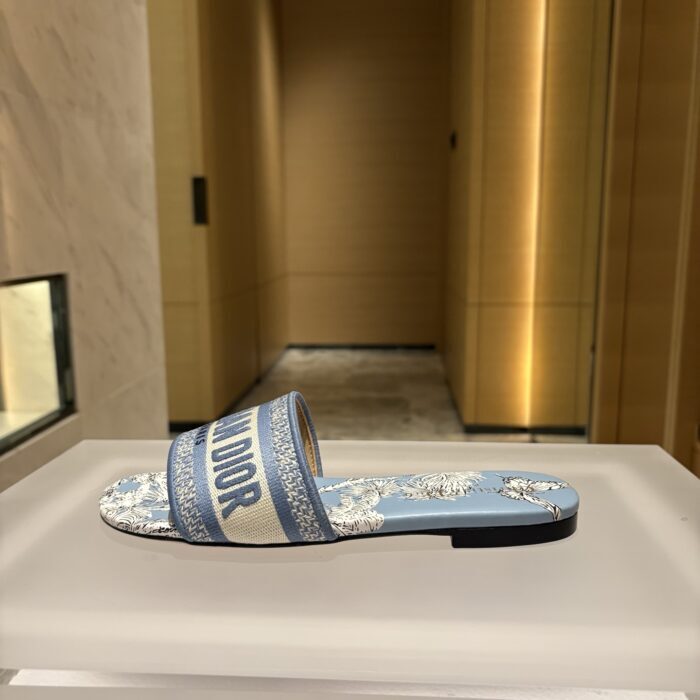 디올 디올리비에라 D 웨이 샌들 뮬 플랫 슈즈 스카이블루 레플리카 미러급 SA급 S급 고퀄리티 최상급 하이엔드 신발 [여성] 2