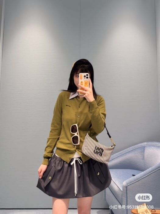 미우미우 카라 장식 캐시미어 가디건 레플리카 미러급 SA급 S급 고퀄리티 하이엔드 최상급 의류 [여성] 3