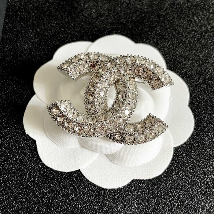 샤넬 풀큐빅 CC로고 브로치 실버 레플리카 미러급 SA급 S급 고퀄리티 최상급 하이엔드 악세사리 [여성] 3