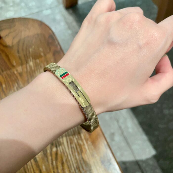 구찌 모노그램 점보 G 팔찌 골드 레플리카 미러급 SA급 S급 고퀄리티 최상급 하이엔드 악세사리 [남성여성공용] 3