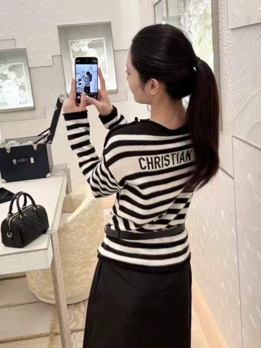 디올 마리니에르 스웨터 레플리카 미러급 SA급 S급 고퀄리티 하이엔드 최상급 의류 [여성] 8