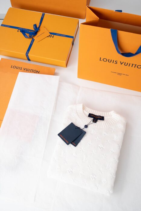 루이비통 모노그램 니트 스웨터 레플리카 미러급 SA급 S급 고퀄리티 하이엔드 최상급 의류 [여성] 15