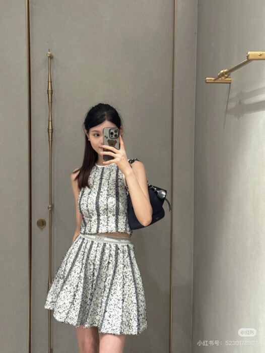 로에베 니트 베스트 레플리카 미러급 SA급 S급 고퀄리티 하이엔드 최상급 의류 [여성] 10