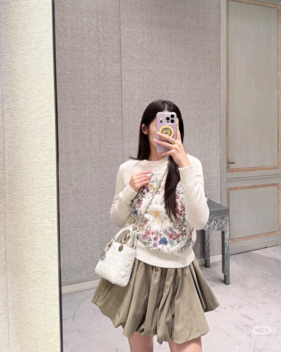 디올 자수 스웨터 레플리카 미러급 SA급 S급 고퀄리티 하이엔드 최상급 의류 [여성] 5