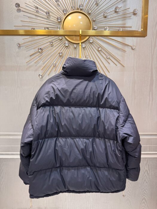 미우미우 리버시블 테크니컬 폰제 다운 자켓 레플리카 미러급 SA급 S급 고퀄리티 하이엔드 최상급 의류 [여성] 3