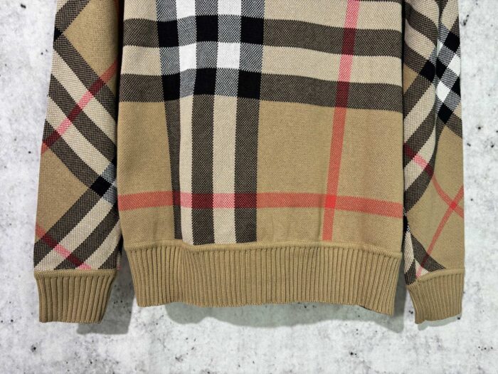버버리 클래식 체크 가디건 레플리카 미러급 SA급 S급 고퀄리티 하이엔드 최상급 의류 [남성여성공용] 8