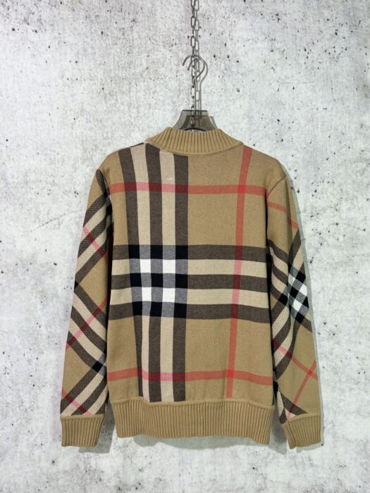 버버리 클래식 체크 가디건 레플리카 미러급 SA급 S급 고퀄리티 하이엔드 최상급 의류 [남성여성공용] 4