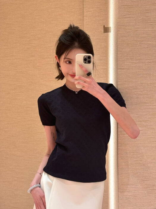 루이비통 니트 반팔 레플리카 미러급 SA급 S급 고퀄리티 하이엔드 최상급 의류 [여성] 2