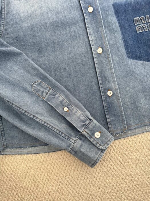 미우미우 데님 셔츠 레플리카 미러급 SA급 S급 고퀄리티 하이엔드 최상급 의류 [여성] 11