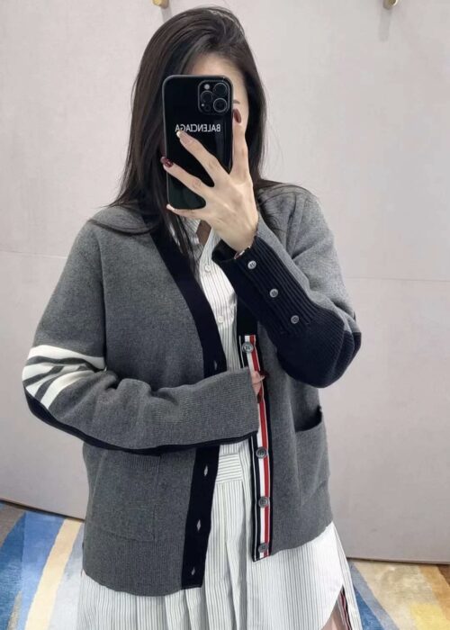 톰브라운 울 니트 가디건 레플리카 미러급 SA급 S급 고퀄리티 하이엔드 최상급 의류 [남성여성공용] 10