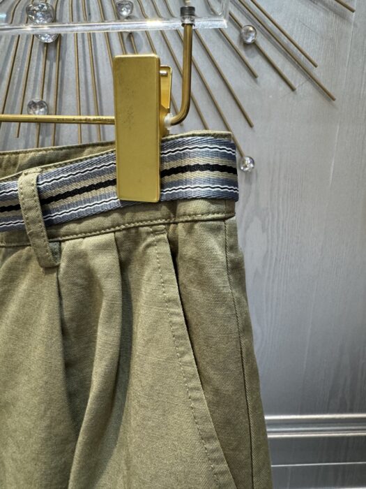 미우미우 반바지 팬츠 (아미그린) 레플리카 미러급 SA급 S급 고퀄리티 하이엔드 최상급 의류 [남성여성공용] 3