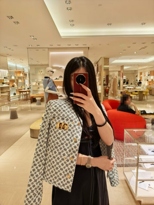 루이비통 블러리 모노그램 자켓 레플리카 미러급 SA급 S급 고퀄리티 하이엔드 최상급 의류 [여성] 8