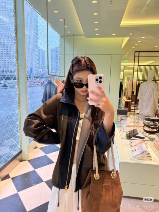 프라다 테크니컬 패브릭 블루종 자켓 레플리카 미러급 SA급 S급 고퀄리티 하이엔드 최상급 의류 [여성] 13