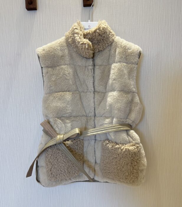 몽클레어 테디 다운 베스트 레플리카 미러급 SA급 S급 고퀄리티 하이엔드 최상급 의류 [여성] 9