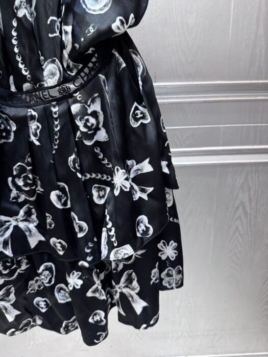 샤넬 프린트 실크 새틴 드레스 레플리카 미러급 SA급 S급 고퀄리티 하이엔드 최상급 의류 [여성] 10