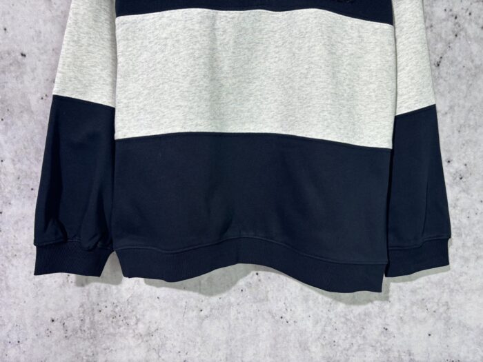 미우미우 반지퍼 칼라 넥 배색 맨투맨 네이비 레플리카 미러급 SA급 S급 고퀄리티 하이엔드 최상급 의류 [남성여성공용] 11