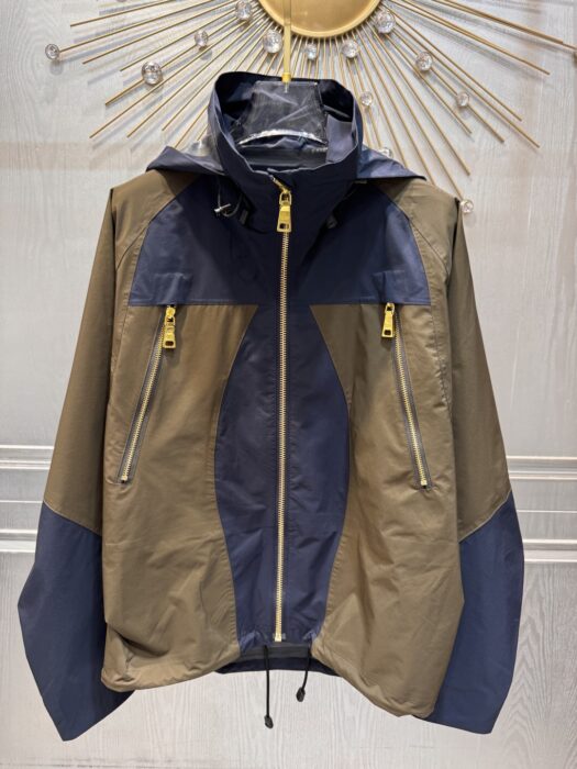 프라다 테크니컬 패브릭 블루종 자켓 레플리카 미러급 SA급 S급 고퀄리티 하이엔드 최상급 의류 [여성] 2