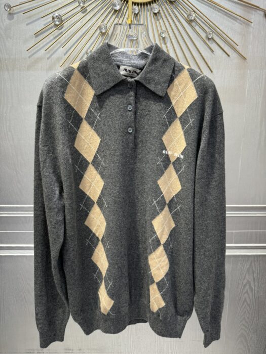 미우미우 캐시미어 니트 폴로 셔츠 레플리카 미러급 SA급 S급 고퀄리티 하이엔드 최상급 의류 [남성여성공용] 8